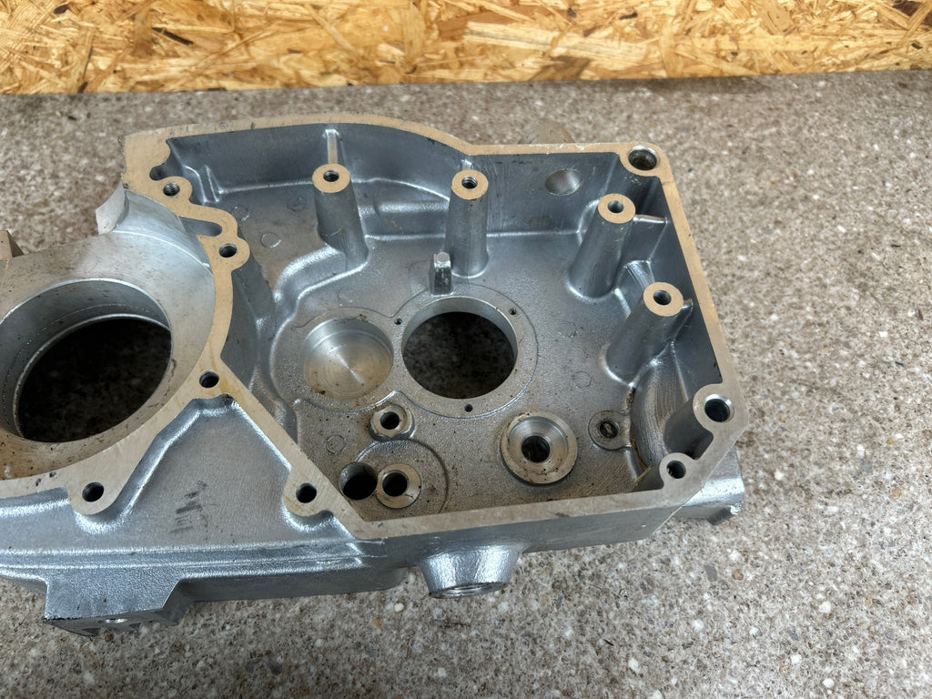 Motorgehäuse MZ ETZ 250 251 Neu Lagerware DDR