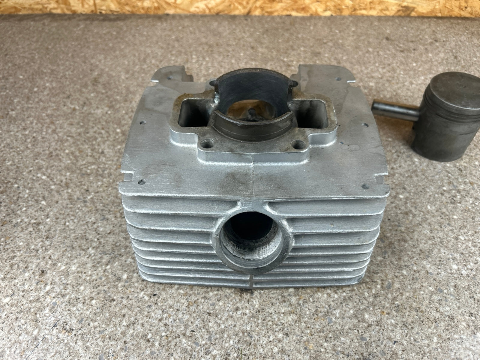 Zylinderset MZ ETZ 250 DDR Megu