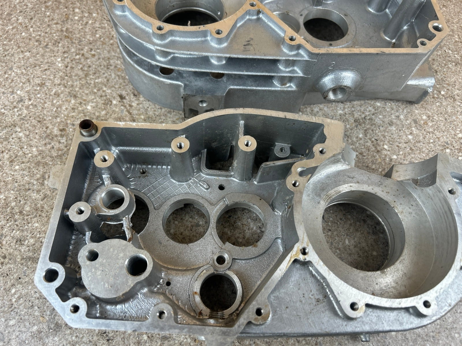 Motorgehäuse MZ ETZ 250 251 Neu Lagerware DDR