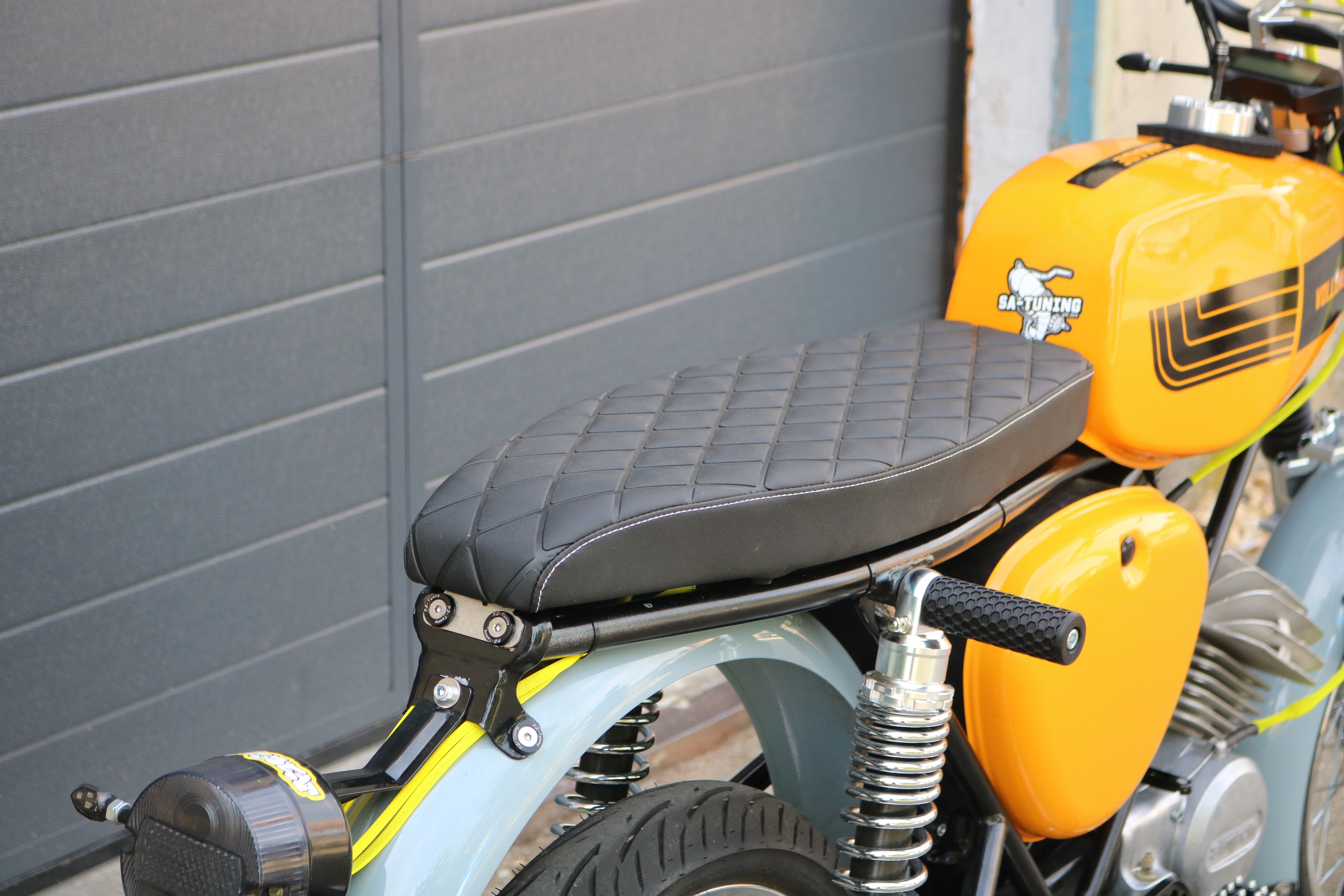 Simson Custom Sitzbank Variante 2