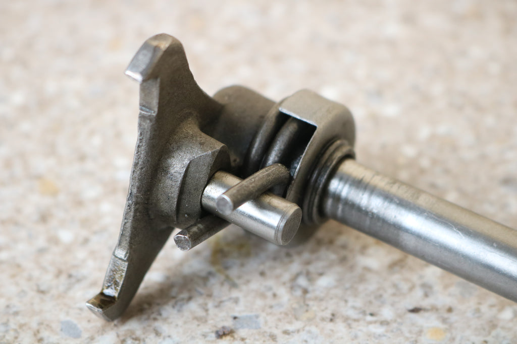 Schaltwelle mit Schaltstück und Feder