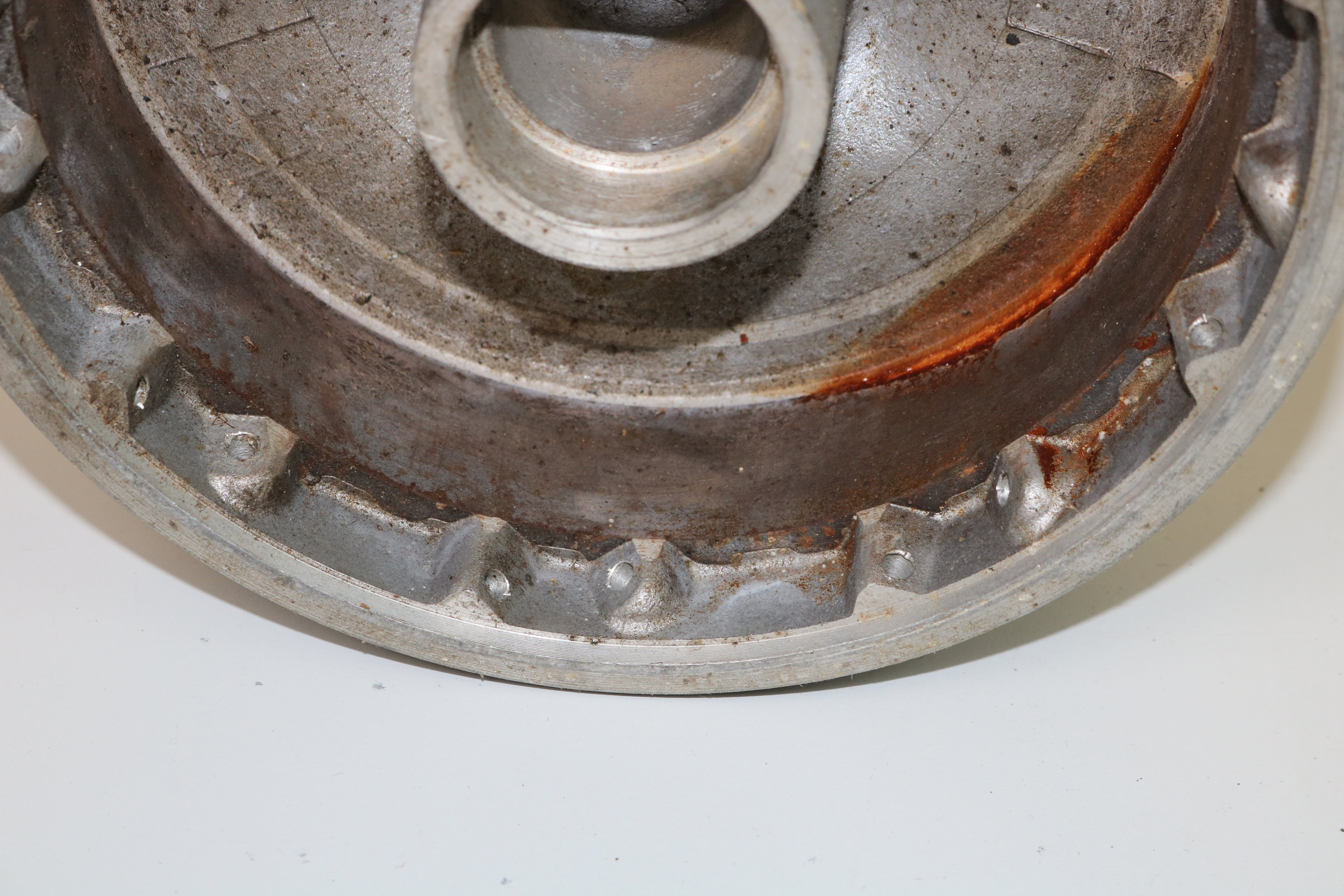 Radnabe vorne MZ TS 125, 150, 250, 250/1 NEU Original DDR