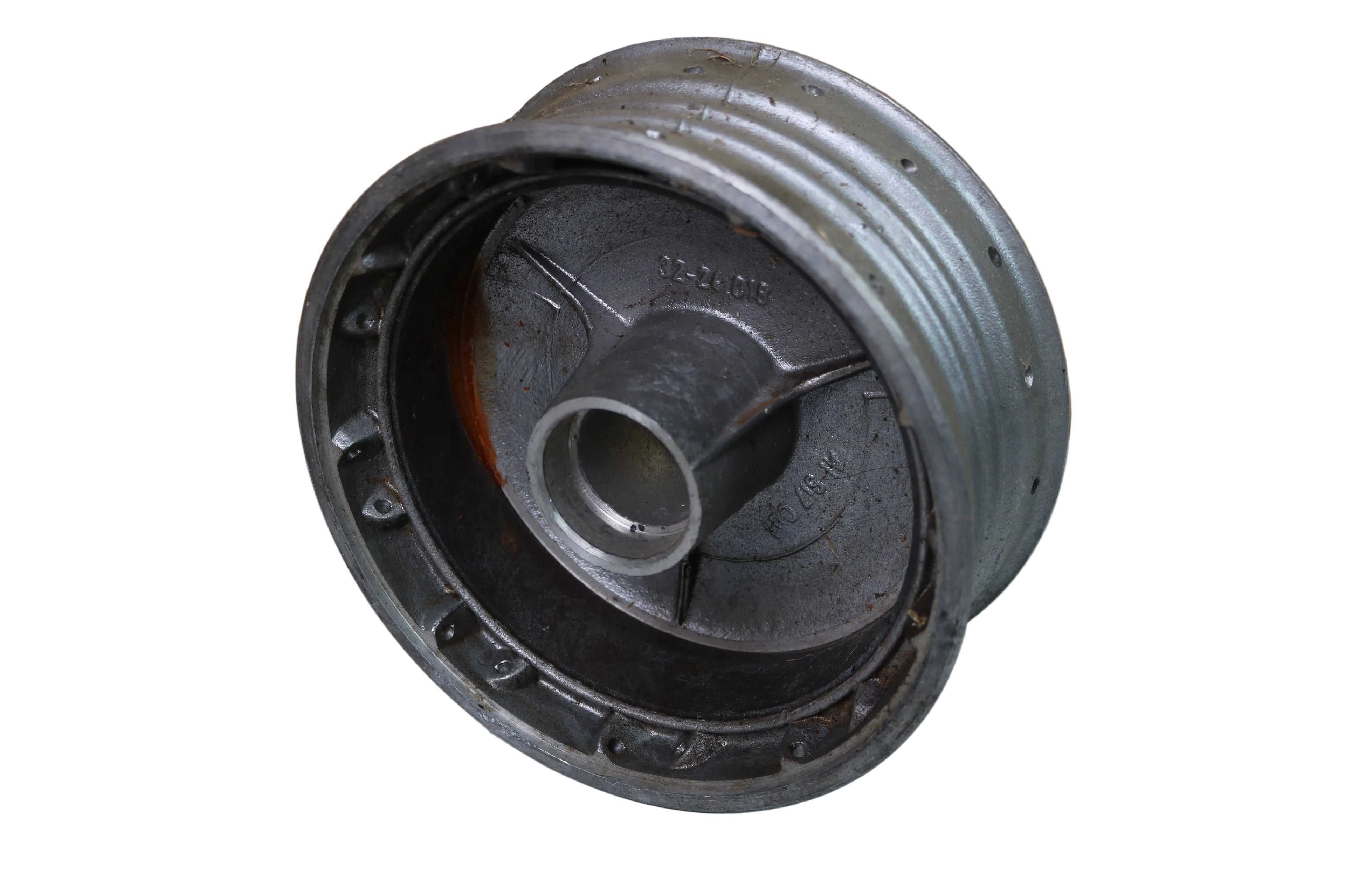 Radnabe vorne MZ ETZ 125 150 NEU Original DDR