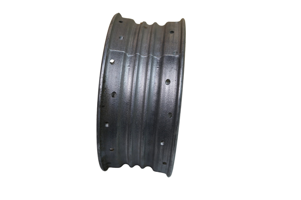 Radnabe vorne MZ ETZ 125 150 Original DDR