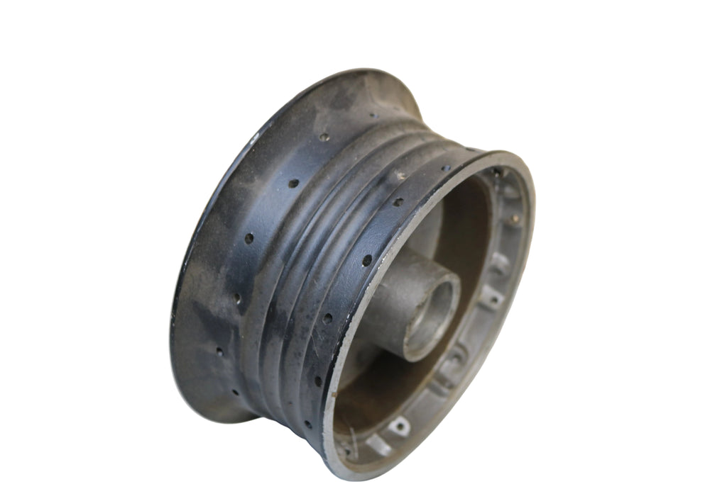 Radnabe hinten MZ ETZ 125 150 Original DDR