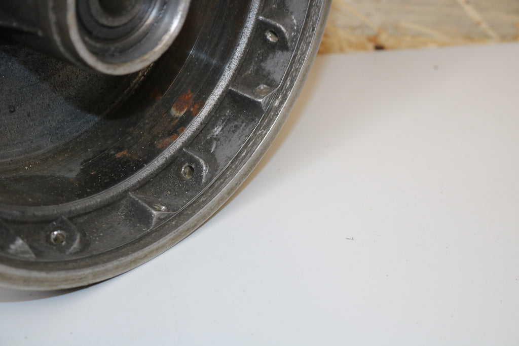 Radnabe vorne MZ ES 125 150 alte Ausführung original DDR