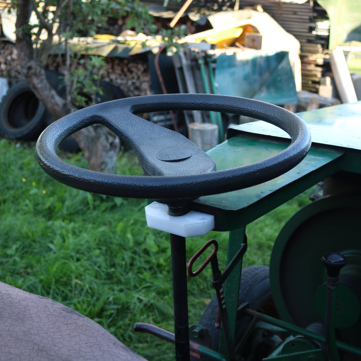 Eigenbau-Traktor mit Cunewalde 1H65 Wasserverdampfer Diesel, Robur LO Hinterachse, K30 Getriebe