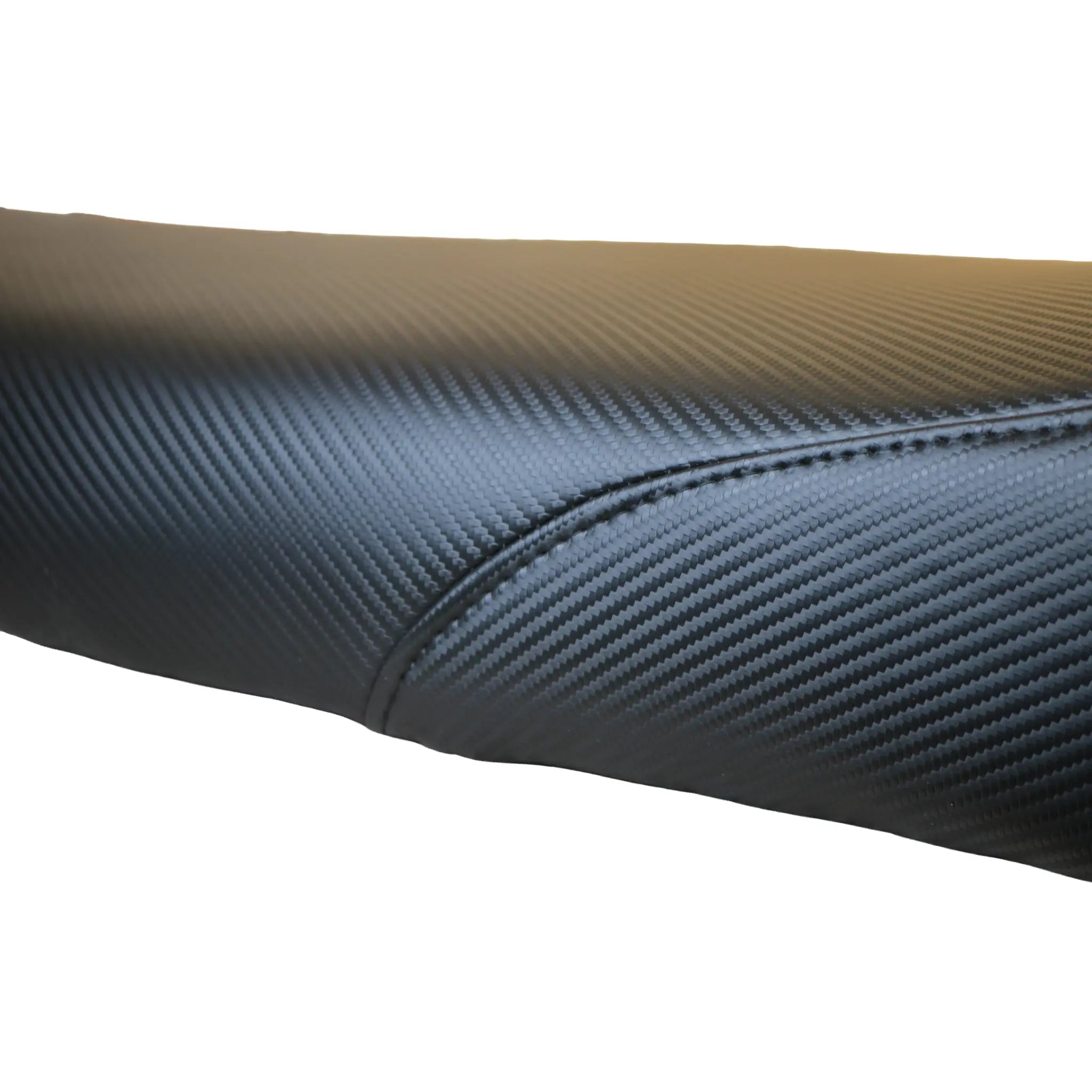 Simson Custom Sitzbank hoch – Carbonoptik-Muster Detailansicht